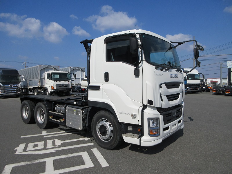 トラクタ　２デフ　１８t