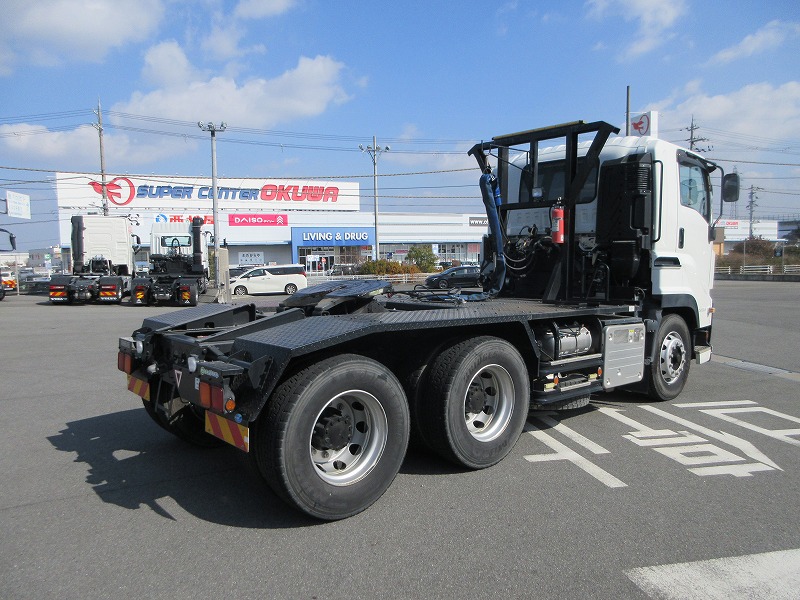 トラクタ　２デフ　１８t