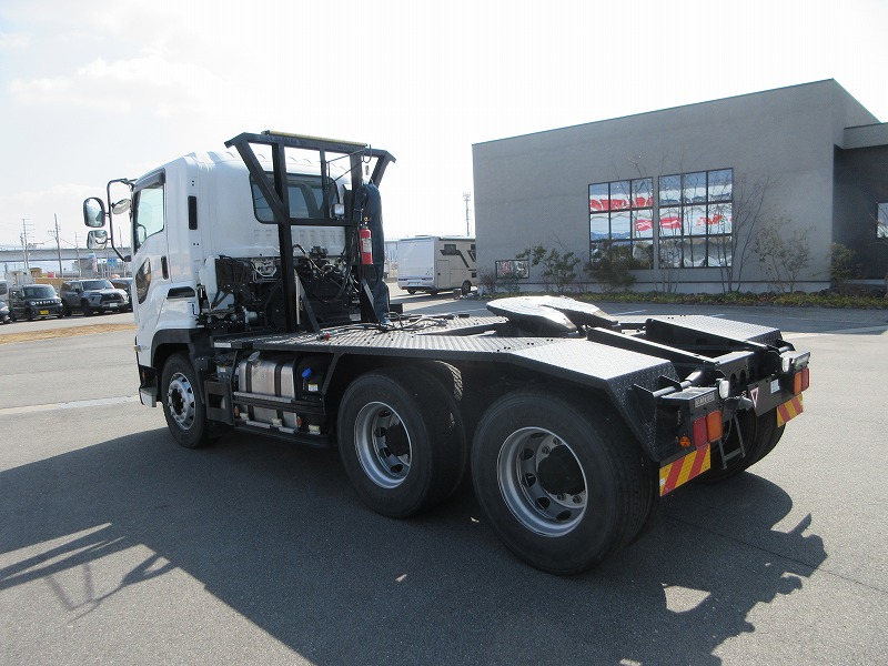 トラクタ　２デフ　１８t