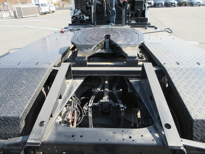 トラクタ　２デフ　１８t