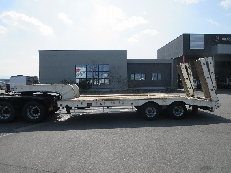 重機トレーラ　１６輪
自動アユミ　幅2,990