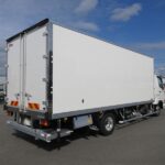 冷蔵冷凍車　リアエアサス
格納ゲート付　未使用車
