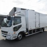 冷蔵冷凍車　リアエアサス
格納ゲート付　未使用車
