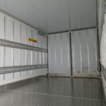 冷蔵冷凍車　リアエアサス
格納ゲート付　未使用車