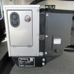 冷蔵冷凍車　リアエアサス
格納ゲート付　未使用車