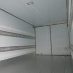 冷蔵冷凍車　リアエアサス
格納ゲート付　未使用車