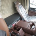 冷蔵冷凍車　リアエアサス
格納ゲート付　未使用車