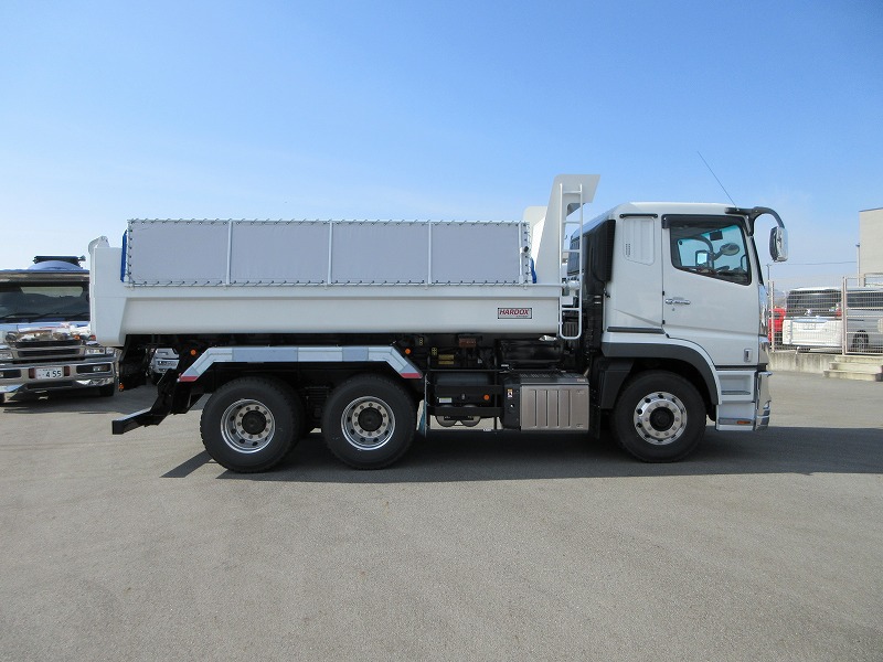 ダンプ　未使用車