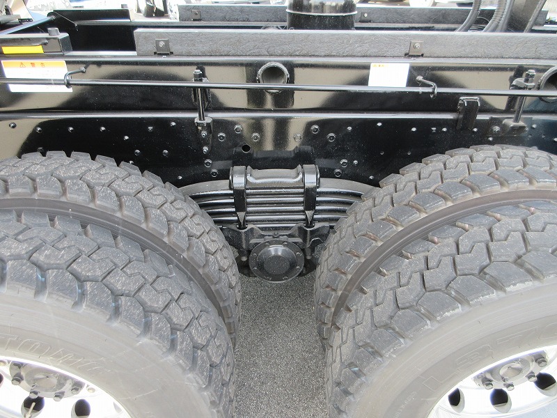 ダンプ　未使用車