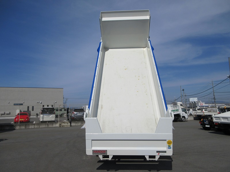 ダンプ　未使用車