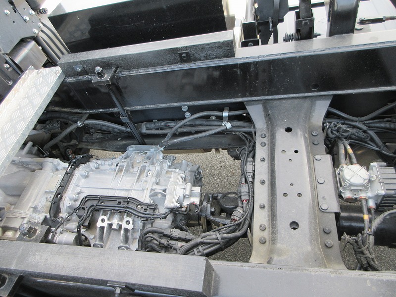 ダンプ　未使用車