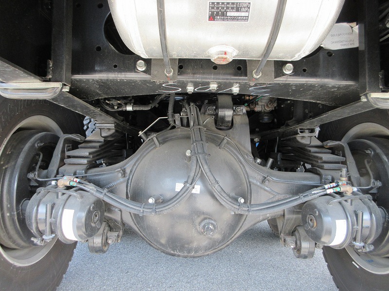 ダンプ　未使用車