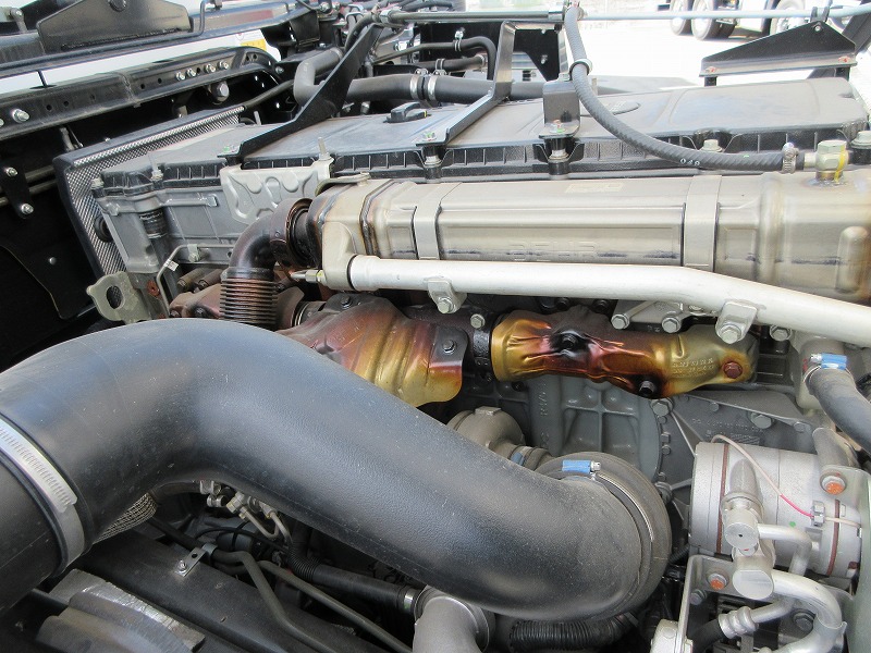 ダンプ　未使用車