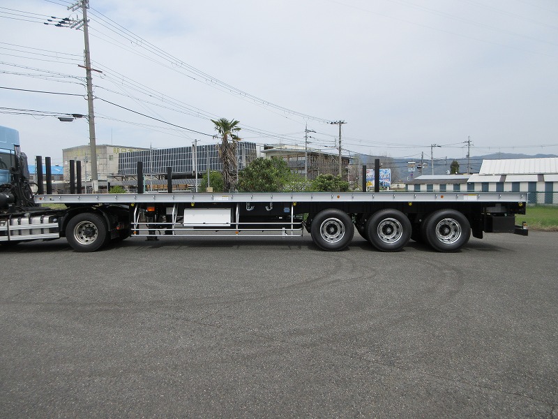 平床トレーラ　3軸
リフトアクスル　未使用車