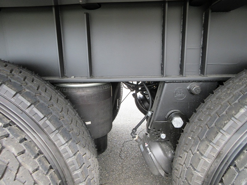 平床トレーラ　3軸
リフトアクスル　未使用車