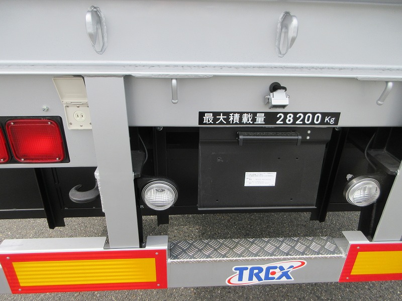 平床トレーラ　3軸
リフトアクスル　未使用車