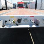 平床トレーラ　3軸
リフトアクスル　未使用車