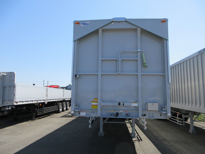 ウイングトレーラ　3軸
リフトアクスル　未使用車