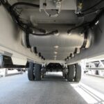 ウイングトレーラ　3軸
リフトアクスル　未使用車