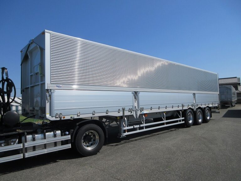 ウイングトレーラ　3軸
リフトアクスル　未使用車