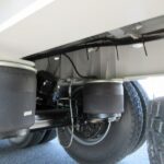 ウイングトレーラ　3軸
リフトアクスル　未使用車