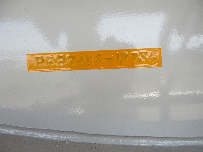 ウイングトレーラ　3軸
リフトアクスル　未使用車