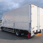 ウイング　増トン
リアエアサス　未使用車