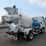 ミキサー車　高機能パッケージ
未使用車