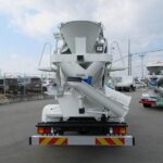 ミキサー車　高機能パッケージ
未使用車