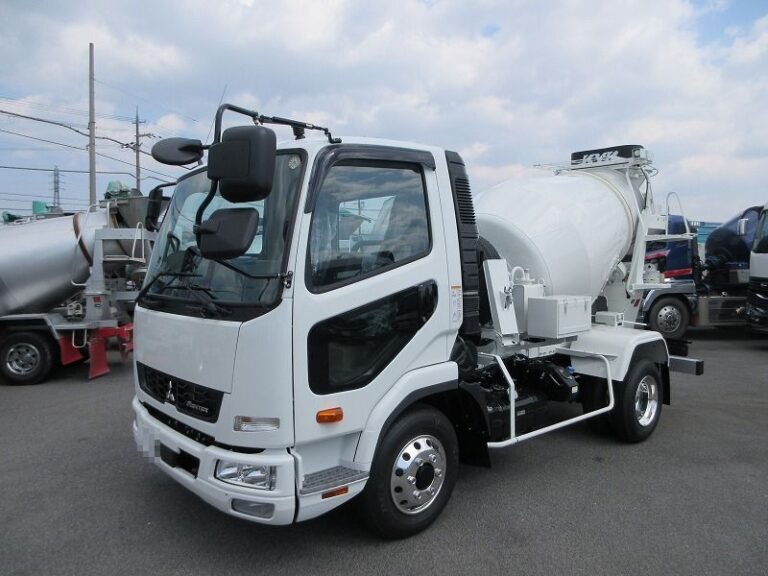 ミキサー車　高機能パッケージ
未使用車