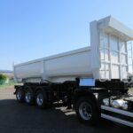 ダンプトレーラ　3軸
リフトアクスル　未使用車