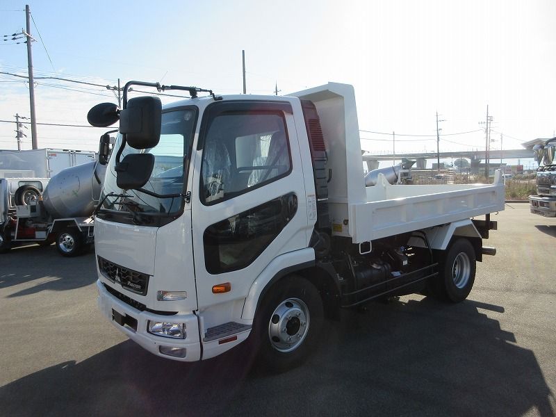 ダンプ　ベッドレス
高機能パッケージ　未使用車
