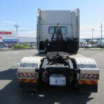 トラクタ　ハイルーフ
リアエアサス
ダンプ用油圧ポンプ付