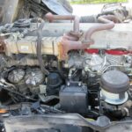 トラクタ　ハイルーフ
リアエアサス
ダンプ用油圧ポンプ付