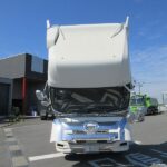 トラクタ　ハイルーフ
リアエアサス
ダンプ用油圧ポンプ付