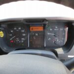 トラクタ　ハイルーフ
リアエアサス
ダンプ用油圧ポンプ付