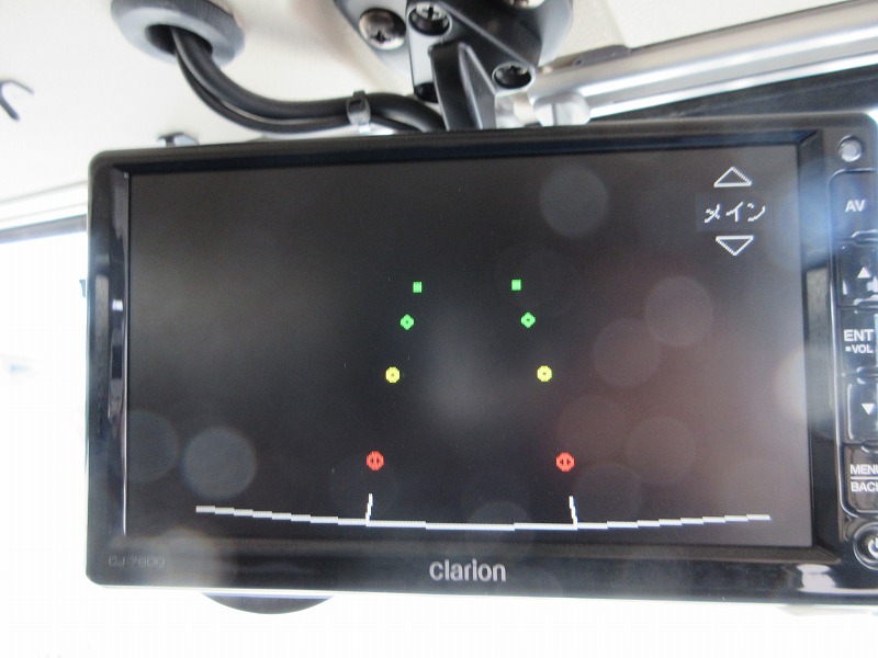 トラクタ　ハイルーフ
リアエアサス
ダンプ用油圧ポンプ付