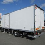 冷蔵冷凍車　リアエアサス
格納ゲート付　未使用車
