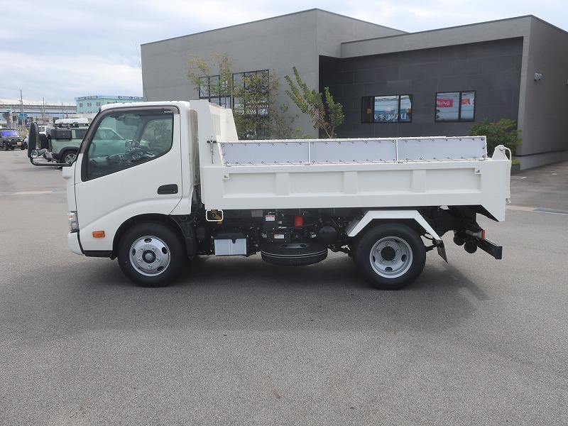 ローダーダンプ　未使用車