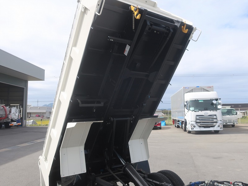 ローダーダンプ　未使用車