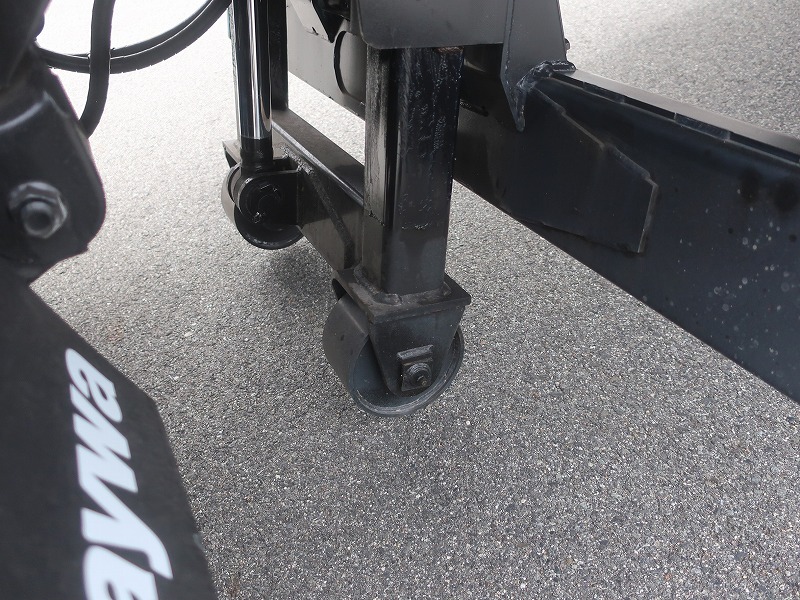 ローダーダンプ　未使用車