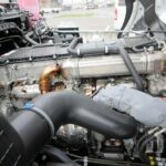 トラクタ　ハイルーフ　
リアエアサス
ウォーキングフロア用油圧ポンプ付
未使用車