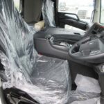 トラクタ　ハイルーフ　
リアエアサス
ウォーキングフロア用油圧ポンプ付
未使用車