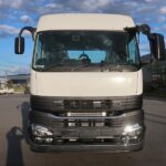 トラクタ　ハイルーフ　
リアエアサス
ウォーキングフロア用油圧ポンプ付
未使用車