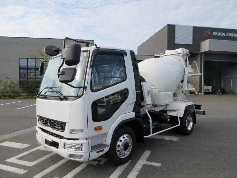 ミキサー車　高機能パッケージ
未使用車