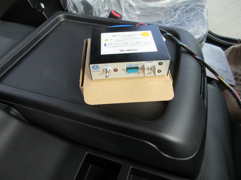 ミキサー車 高機能パッケージ
未使用車