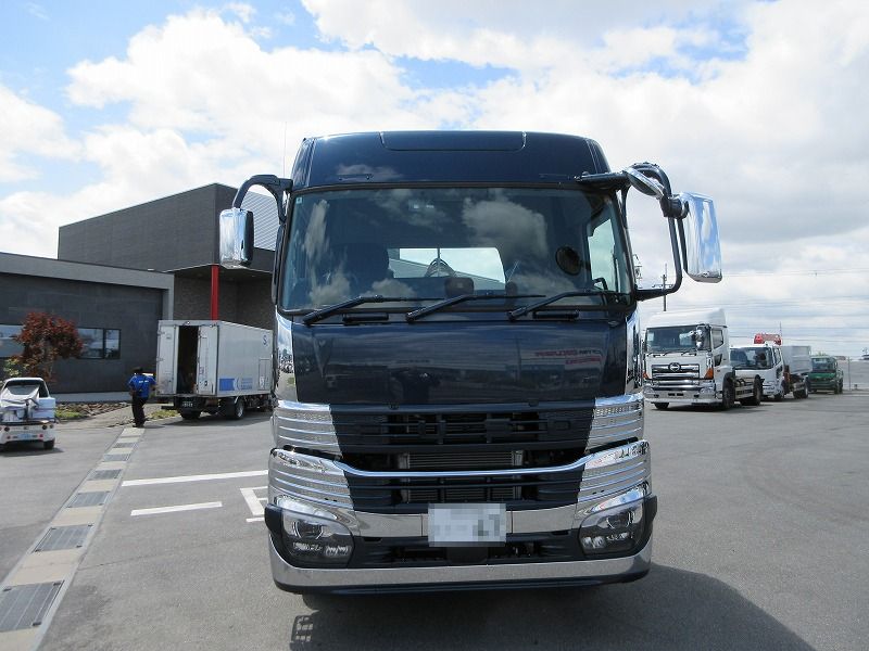 トラクタ　ハイルーフ
リアエアサス　未使用車