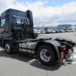 トラクタ　ハイルーフ
リアエアサス　未使用車