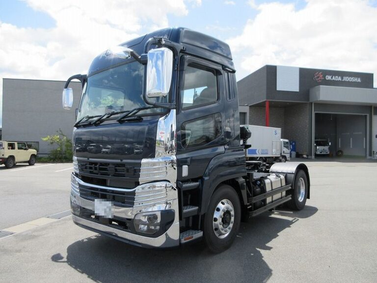 トラクタ　ハイルーフ
リアエアサス　未使用車