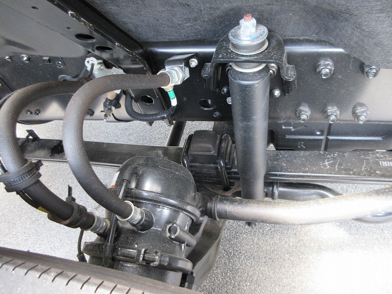 トラクタ　ハイルーフ
リアエアサス　未使用車
